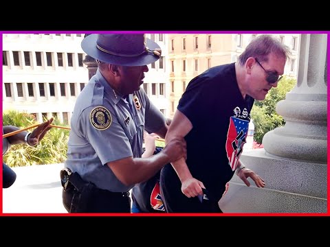 100 Acts of Kindness & HeartWarming Videos Faith In Humanity Restored