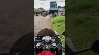 Download lagu Story wa Mentahan naik motor gede, buat prank temen. mp3 Download lagu Story wa Mentahan naik motor gede, buat prank temen. mp3