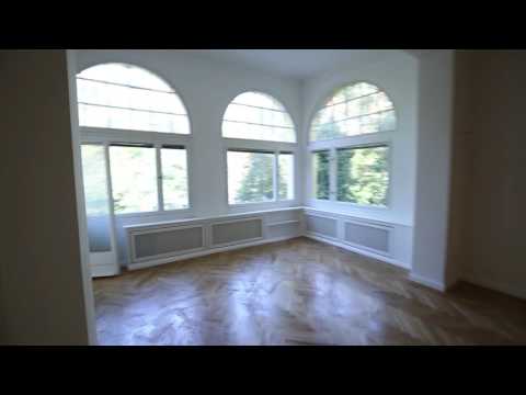3-room-apartment in classical design with 12 sqm terrace in Berlin-Grunewald