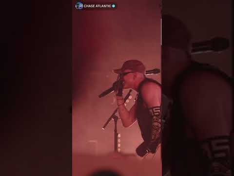CHASE ATLANTIC - LOST IN SYDNEY TIKTOK LIVE (12.12.2024)