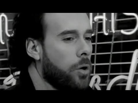 Marc Cohn - Walking in Memphis (Official Music Video)