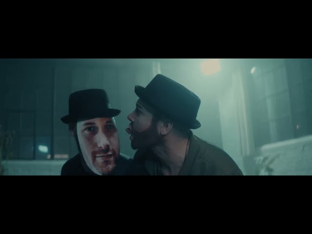 Video zu 'Lieb Mich' ansehen Video zu 'Lieb Mich' ansehen