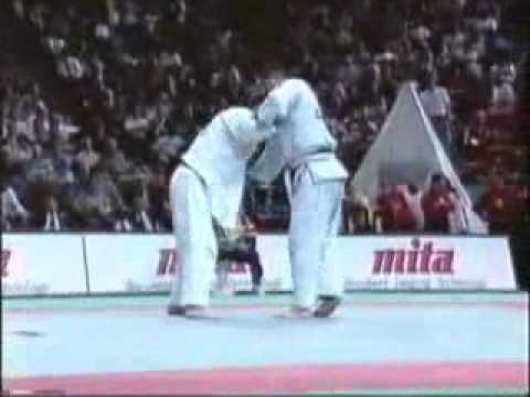 JUDO 1997 World Championships: Pawel Nastula (POL - Radu Ivan (ROM)