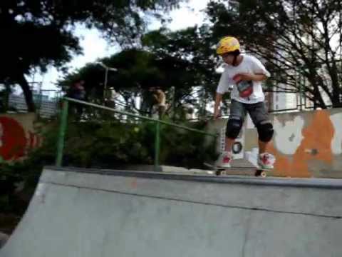 SMITH GRINDERS - Álvaro Rodrigues