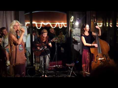 HuRaban Duo - musica del mundo - Live on Isla de la Gomera, Canary Islands