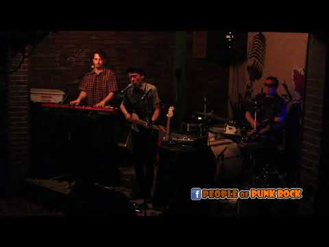 THE BEATDOWN - One Night @ Bar Le Cactus, Thetford Mines QC - 2018-02-16