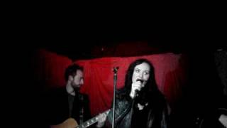 Nemhain - Heroin Child Acoustic (Intro from Laura London) Unicorn 12.12.09