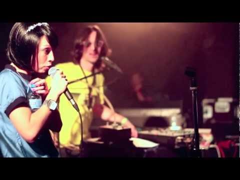 SIMONE ELLE EST BONNE LIVE - 08/10/2011 @ VEVEY