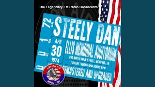 King Of The World (Live FM Broadcast Remastered) (FM Broadcast Ellis Memorial Stadium, Memphis...