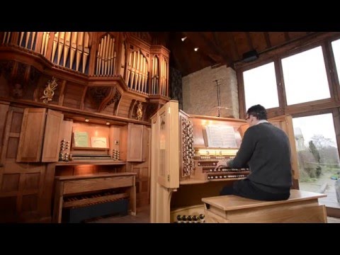 Knightsbridge March by Eric Coates played on a Regent Classic Digital Church Organ