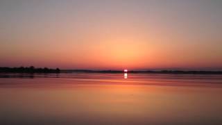 preview picture of video 'Another beautiful sunrise on the Chesapeake Bay.'
