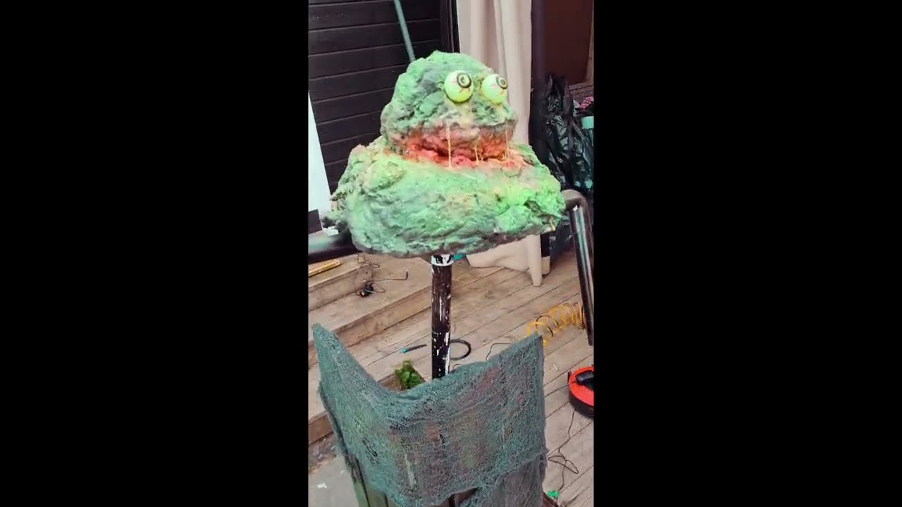 Slimy