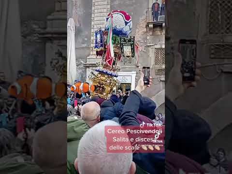 Cereo Pescivendoli 2023 sale e scende le scale