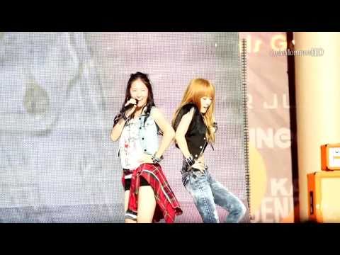 Jessica(SNSD) & Krystal(f(x)) - Tik Tok(FanCam Mix)