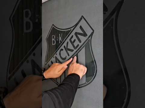 BK Häcken logo two hands drawing #bkhäcken #häcken #allsvenskan #sverige #hisingen #göteborg #bkh