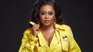 Lerato  Kganyago Annoyed by Valentines day Massages. " leave me in peace!!