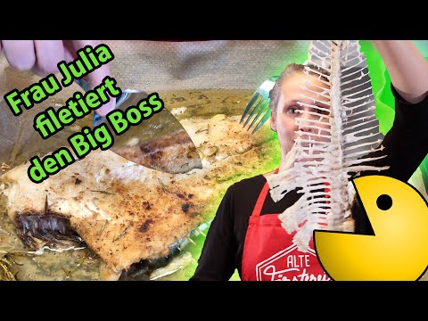 Frau Julia filetiert den Big Boss der Schollen !!!