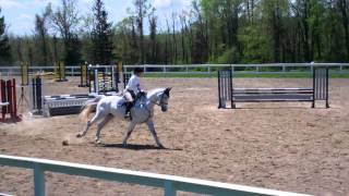 Amy & Closing Bid   May 18, 2014 Kent Horse Trials   Novice Stadium Jumping