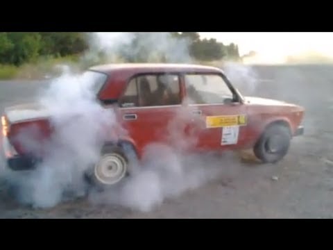 Łada 2107 VFTS Shogun - burnout