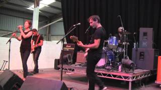 SECRET SHINE - Loveblind (live) (Indietracks Festival, 2010)