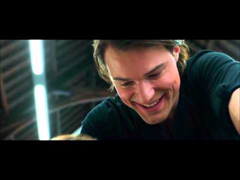 VA: Rose and Dimitri #6 | "I like your laugh. Singular, not plural."