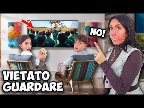 VIETATO! GIOCHIAMO A SQUID GAME 2 NELLA VITA REALE DI NASCOSTO DA MAMMAGIULIA!