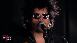 Twin Shadow - "Saturdays" (Live at WFUV)