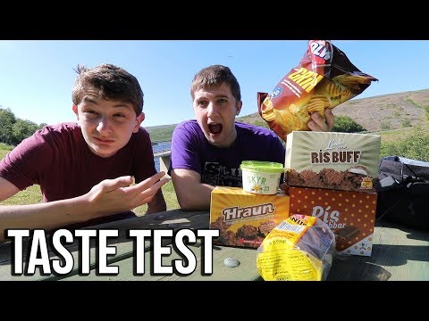 AMERICANS TRY ICELANDIC CANDY 2! | Iceland Food Taste Test