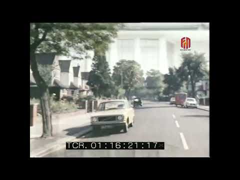 1970's Golders Green - 1970's London - Vintage London - Fusion - 1971