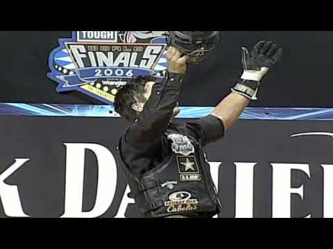 Mike Lee vs Cat Daddy - 06 PBR Finals (92.5 pts)
