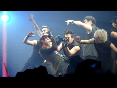(fancam) 110611 SMTown Paris DBSK - Maximum