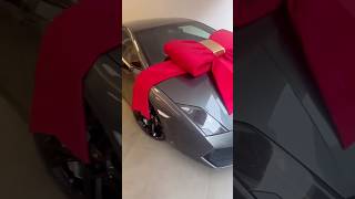 Será que ela vai conseguir pilotar essa máquina?