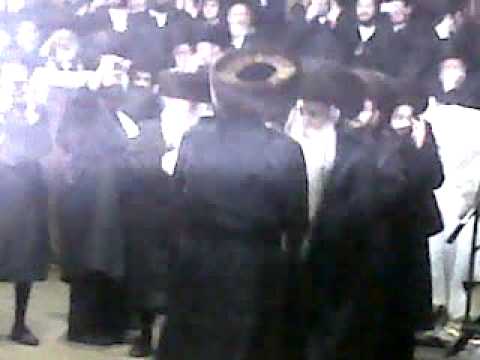 Wedding Of Youngest Child By Belz Machnivka Rebbe