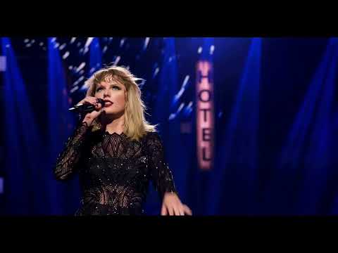 [4K UHD] Taylor Swift - Bad Blood (Live at Super Saturday Night 2017)