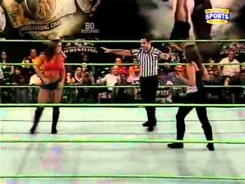 FCW 10-16-2011 FCW Divas Championship Match ( Audrey Marie vs Leah West )