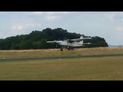 Pilatus PC-6/B2-H2 Turbo Porter Takeoff at Gießen-Lützellinden