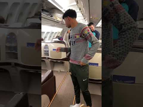 Barça is coming to Dallas ✈️ Looking cool in this Xmas Jumpers 🎄 #fcbarcelona #shorts