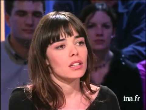 Elodie BOUCHEZ "C'est la faute à Voltaire" - Archive INA