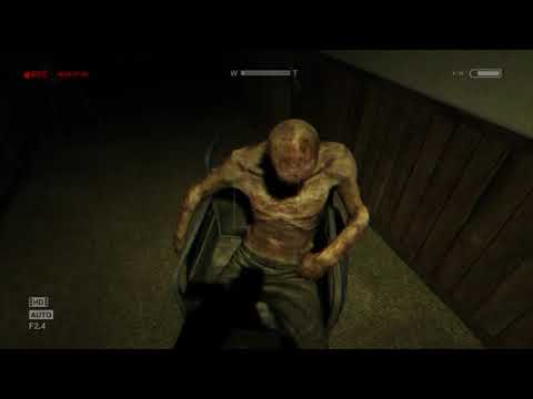 Playing Outlast For The Very First Time In My Life Worst Mistake