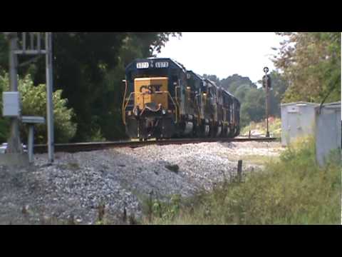 CSX freight L580's power cutting off in Cartersville,GA - Switching 1