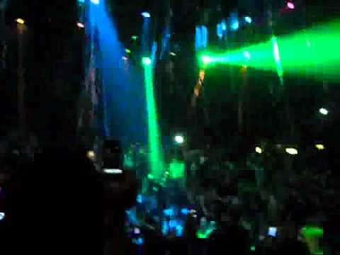 Sebastian Ingrosso  calling-levels-avicii@ peter pan Riccione 2011