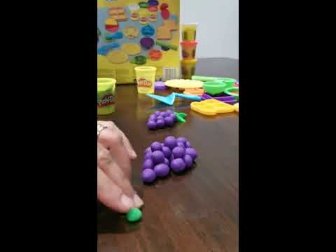 Play dough - grapes