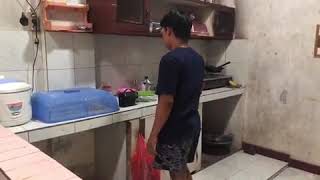 Download lagu Agus kotak marahh soal entah apa yang merasukimu 😂😂😂 mp3