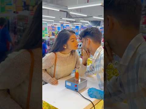 She kissed me 🙈 don’t miss the end 🫣 #trending #shorts #catchysmells #itmaaz #perfumer #kissme