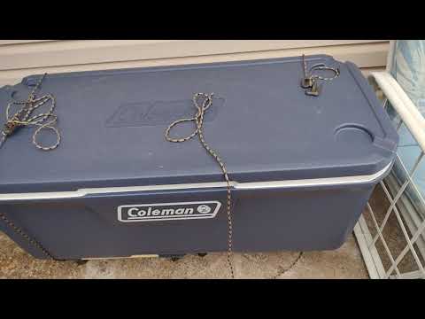 COLEMAN 159 Cooler Lid Warped