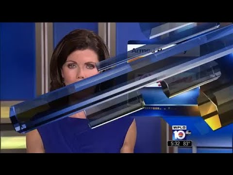Woman tries stopping robber