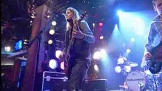 Puddle Of Mudd - We Don&#39;t Have To Look Back Now (Live)