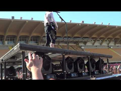 MADONNA "I don't give A" HD soundcheck MDNA TOUR - FIRENZE - 16 giugno 2012
