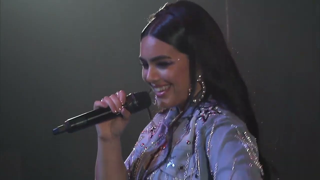 Angela Leiva - Karma, Me voy, Solita me voy (En vivo desde el Teatro Opera 2021)