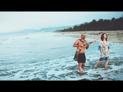 Jurgs DID & Erica Jennings - Rolling Waves (live)